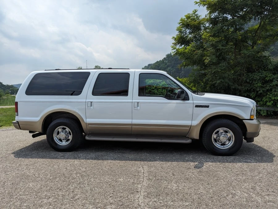 2003 Ford Excursion - Image 8 of 31
