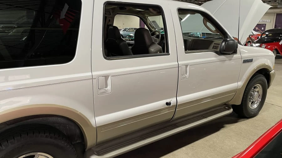 2003 Ford Excursion - Image 7 of 31