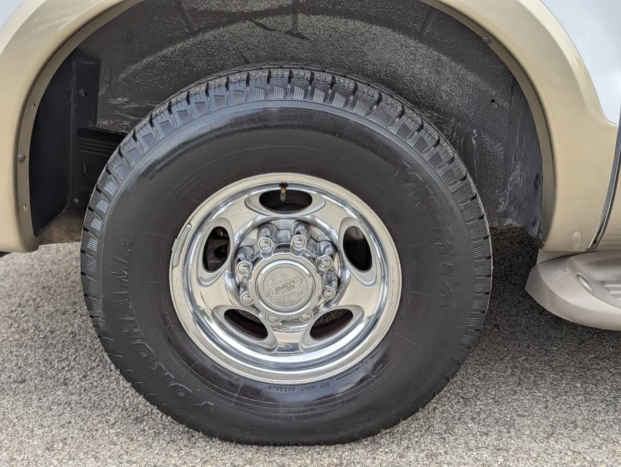 2003 Ford Excursion - Image 20 of 31
