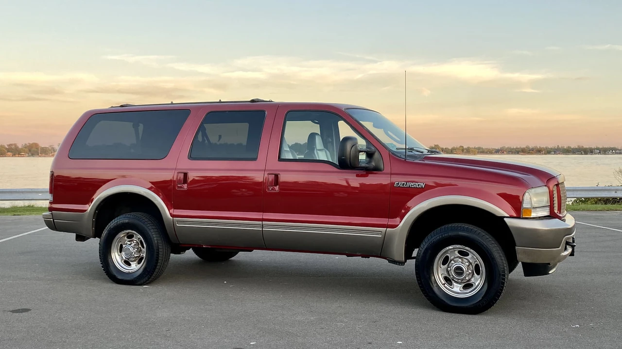 2003 Ford Excursion - Image 11 of 14