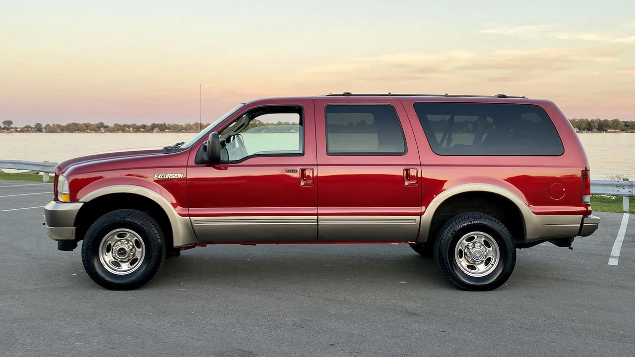 2003 Ford Excursion - Image 13 of 14