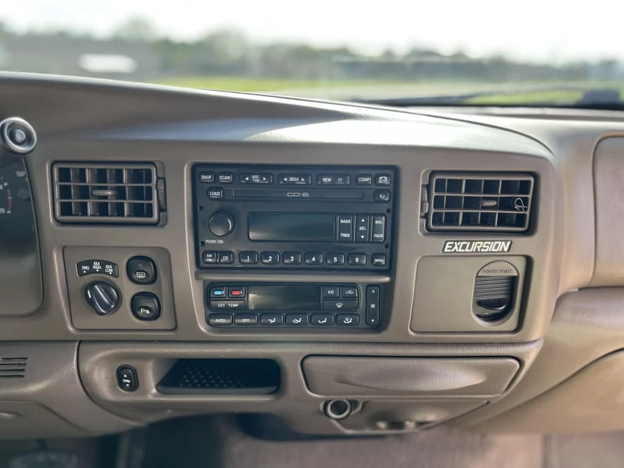 2003 Ford Excursion - Image 20 of 31