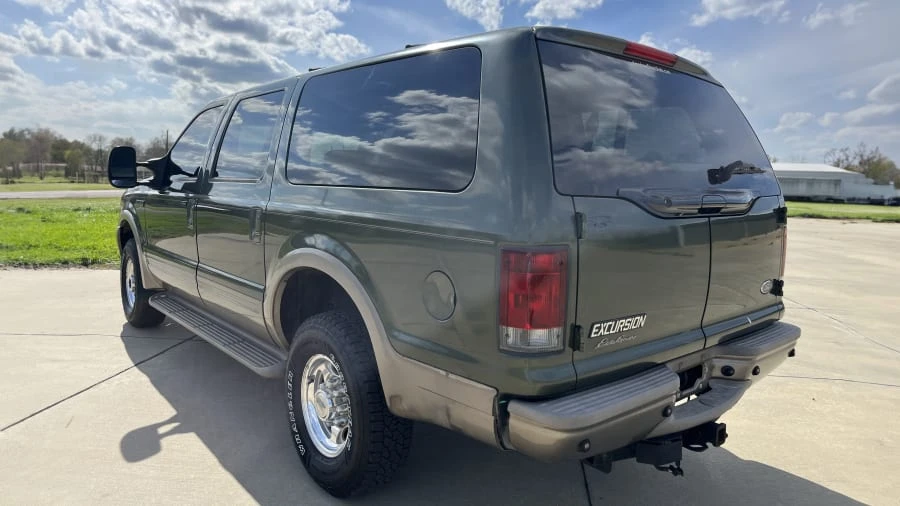 2003 Ford Excursion - Image 17 of 31