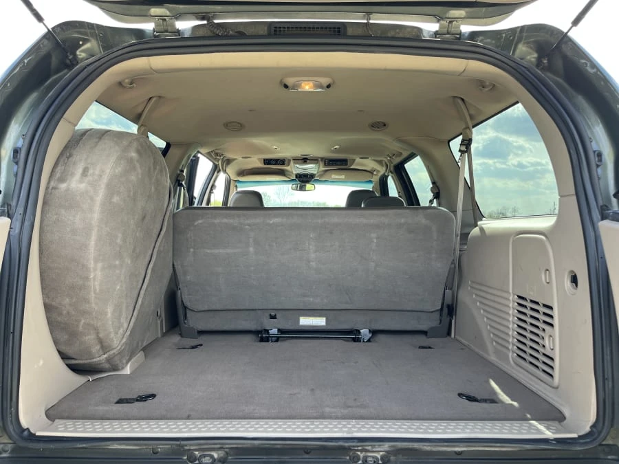 2003 Ford Excursion - Image 25 of 31