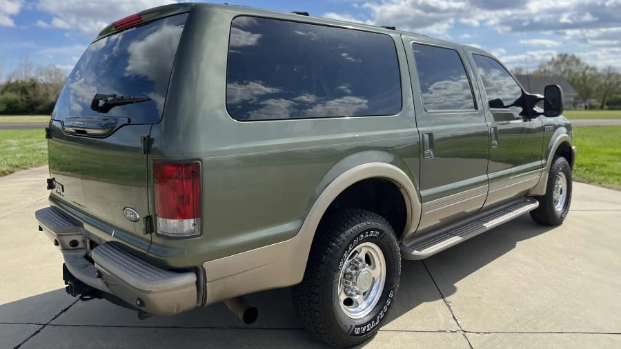 2003 Ford Excursion - Image 3 of 31