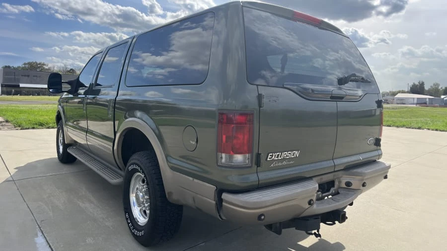 2003 Ford Excursion - Image 5 of 31