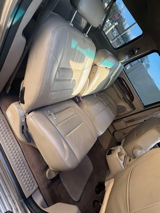 2003 Ford Excursion - Image 11 of 17