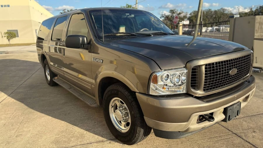 2003 Ford Excursion - Image 5 of 17