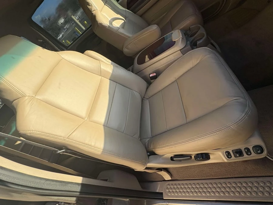 2003 Ford Excursion - Image 16 of 17