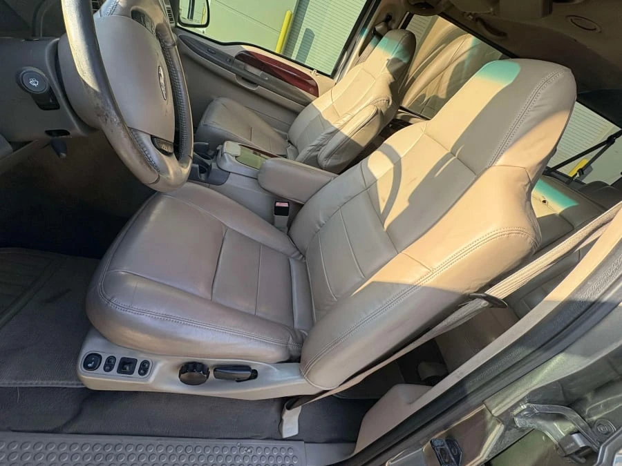 2003 Ford Excursion - Image 13 of 17