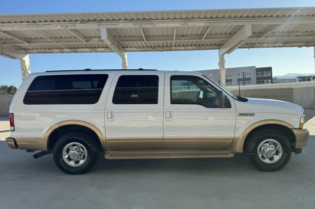 2003 Ford Excursion - Image 3 of 7