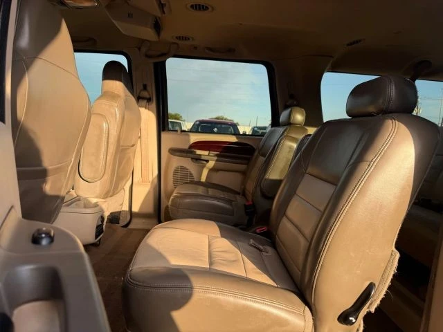2003 Ford Excursion - Image 16 of 21