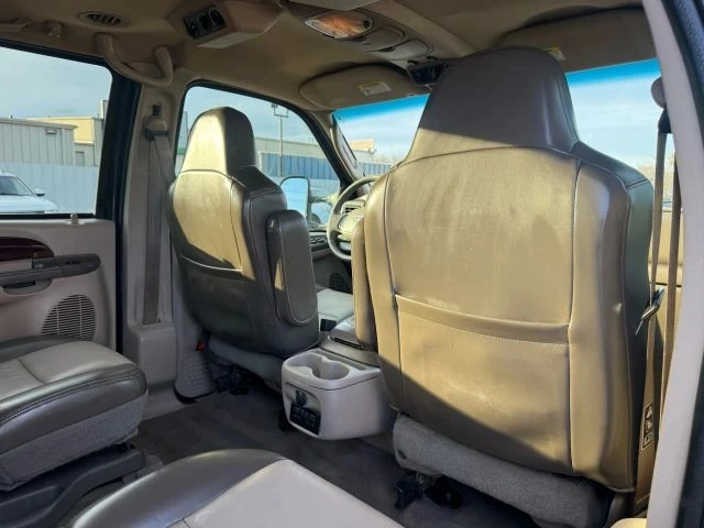 2003 Ford Excursion - Image 14 of 21