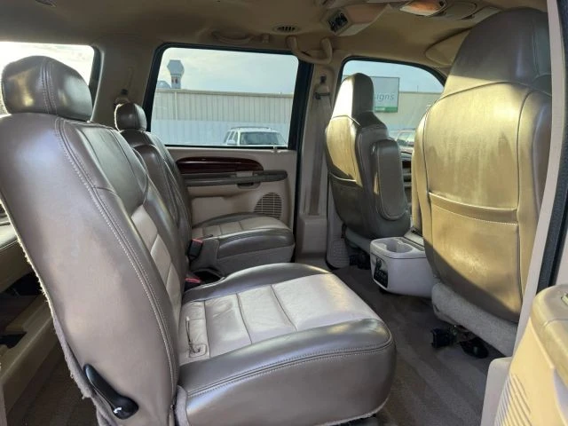 2003 Ford Excursion - Image 15 of 21