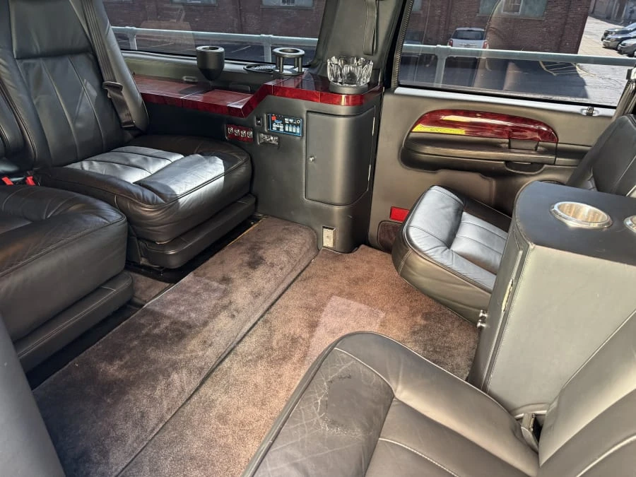 2003 Ford Excursion - Image 9 of 12