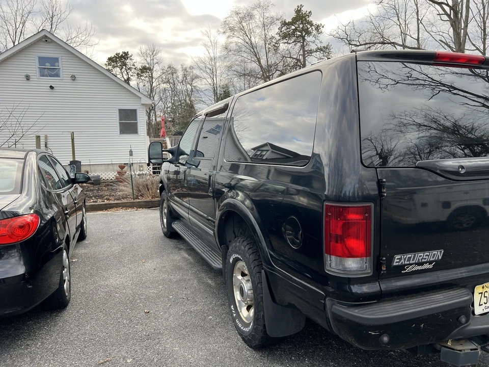2003 Ford Excursion - Image 14 of 15