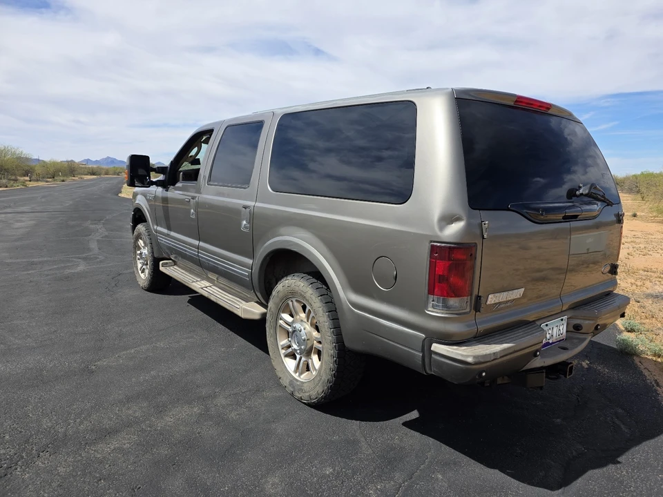 2003 Ford Excursion - Image 4 of 21