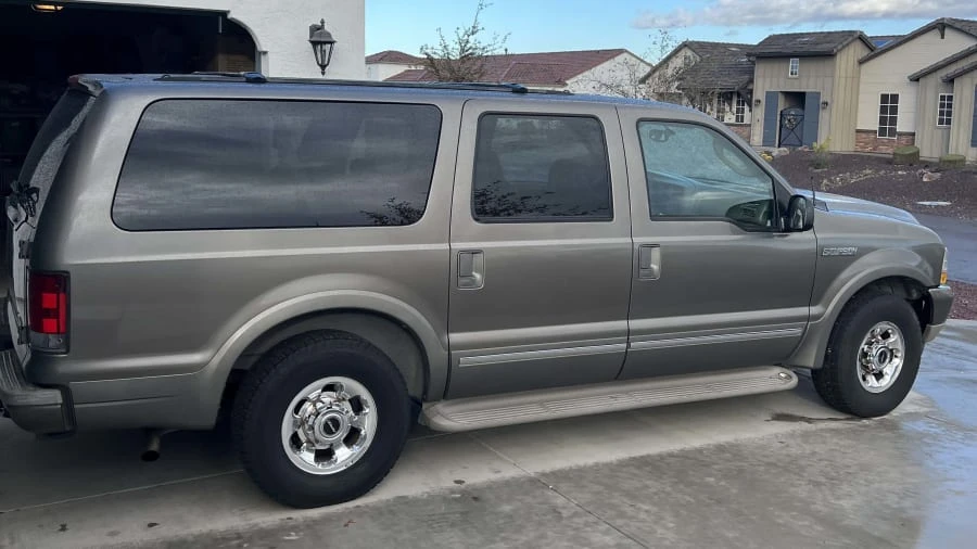 2003 Ford Excursion - Image 2 of 7