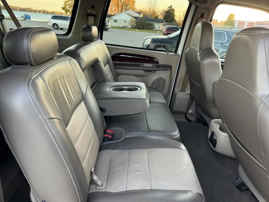 2003 Ford Excursion - Image 15 of 25