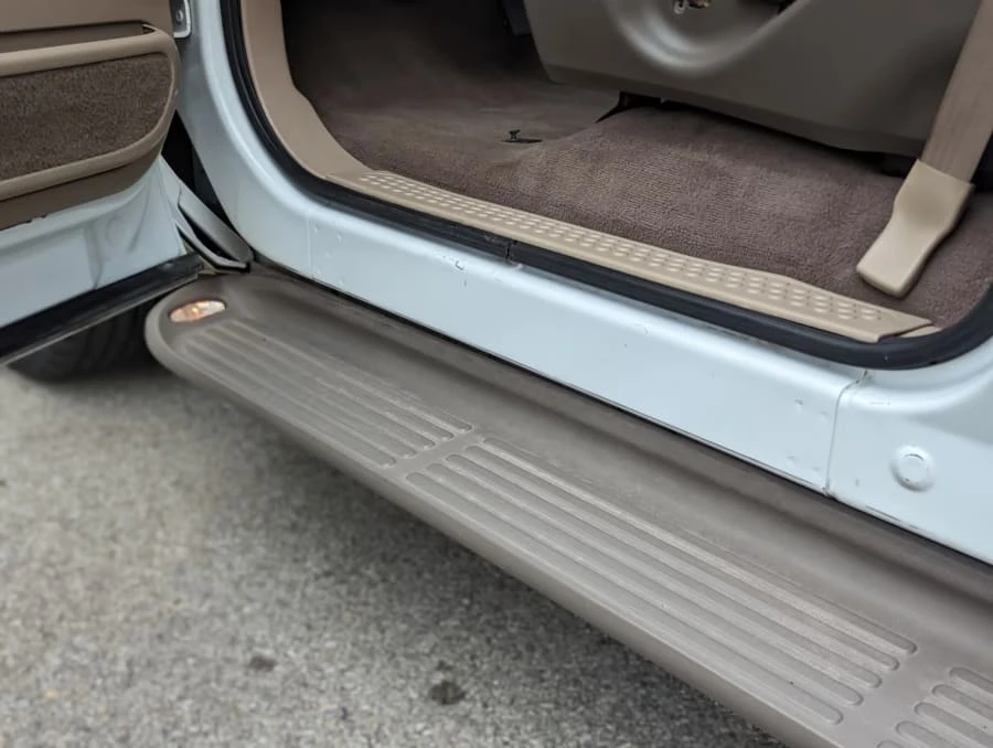 2003 Ford Excursion - Image 18 of 25