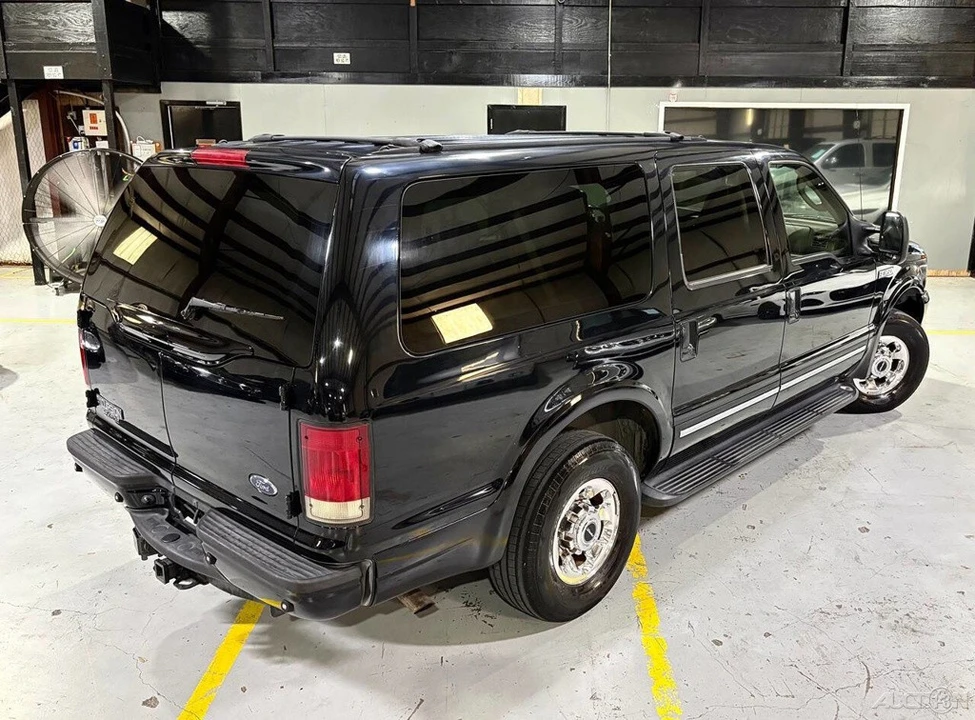 2003 Ford Excursion - Image 8 of 24