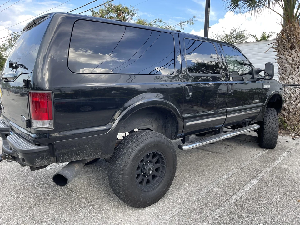 2003 Ford Excursion - Image 22 of 31