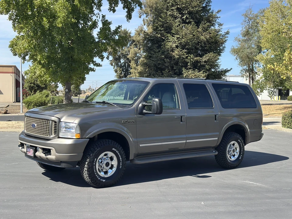 2003 Ford Excursion - Image 3 of 31
