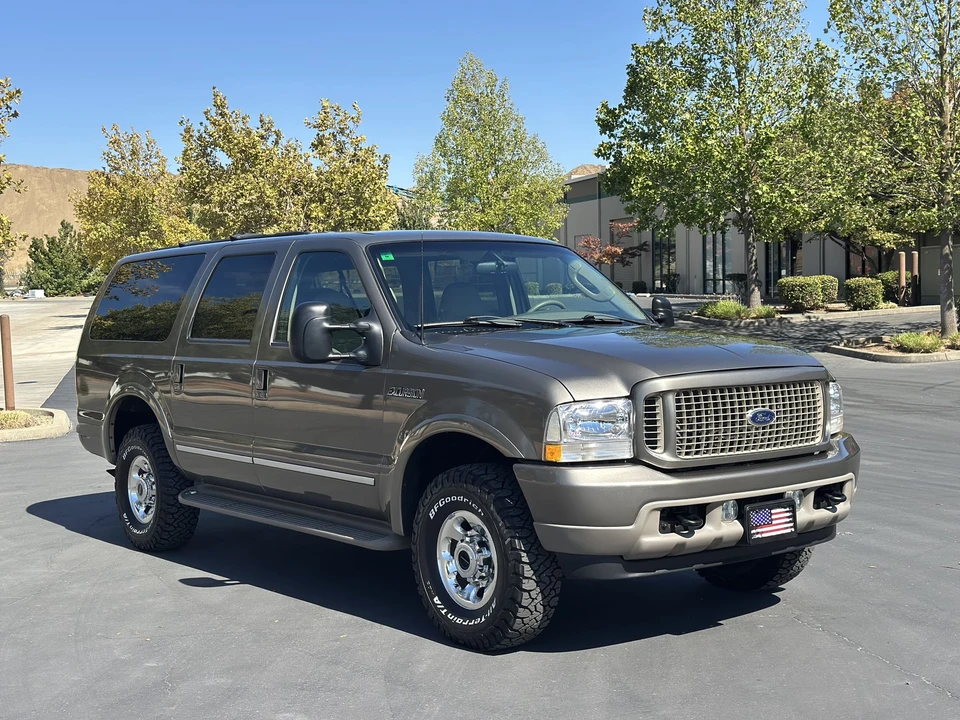 2003 Ford Excursion - Image 8 of 31