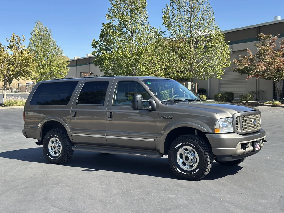 2003 Ford Excursion - Image 10 of 31
