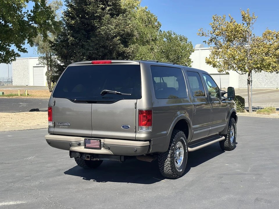 2003 Ford Excursion - Image 17 of 31