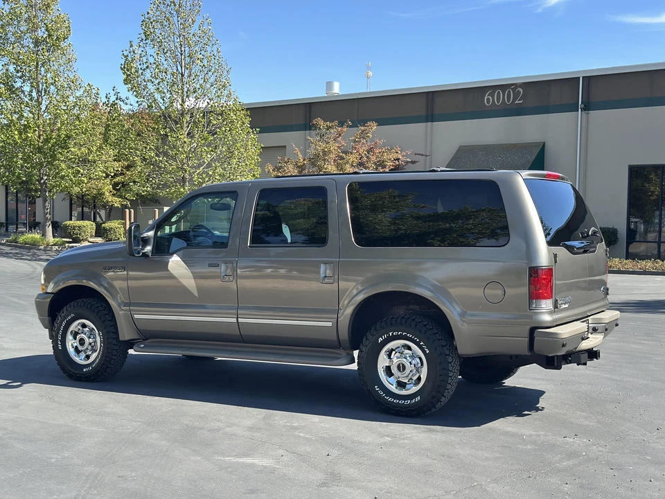 2003 Ford Excursion - Image 26 of 31