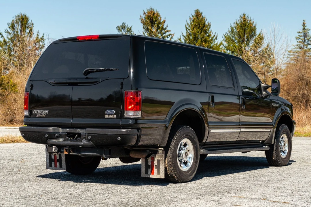 2003 Ford Excursion - Image 2 of 7