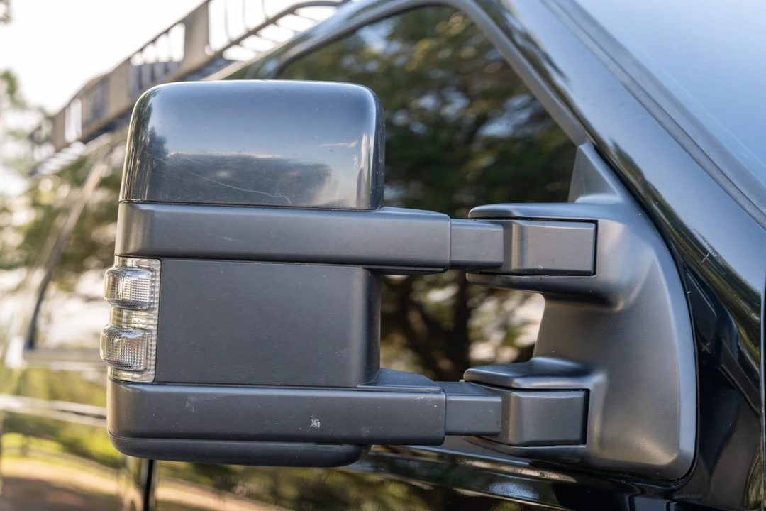 2003 Ford Excursion - Image 17 of 31