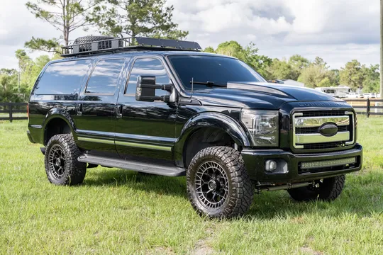 2003 Ford Excursion Limited