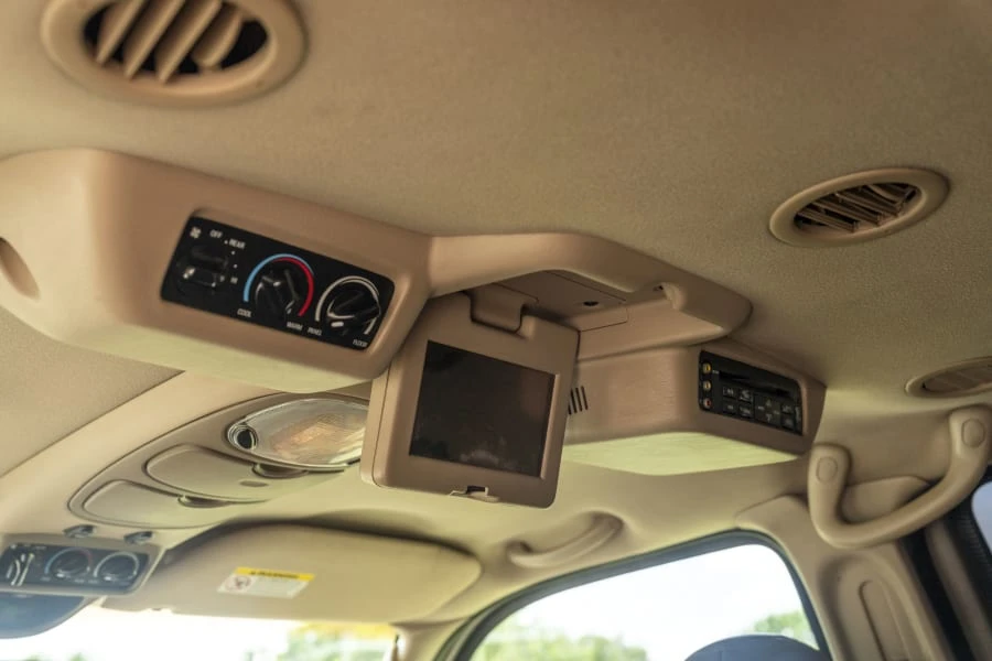 2003 Ford Excursion - Image 20 of 29