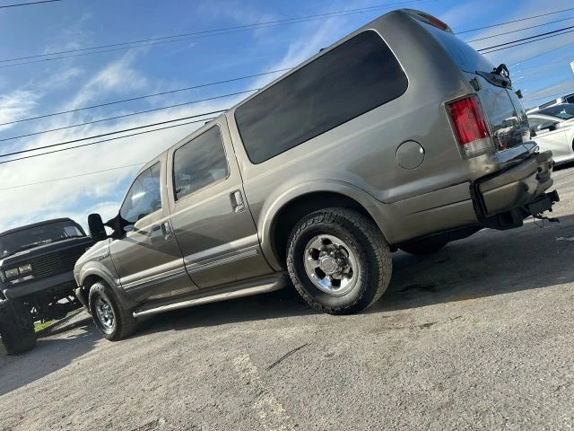 2003 Ford Excursion - Image 3 of 16