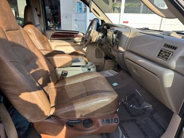 2003 Ford Excursion - Image 10 of 16