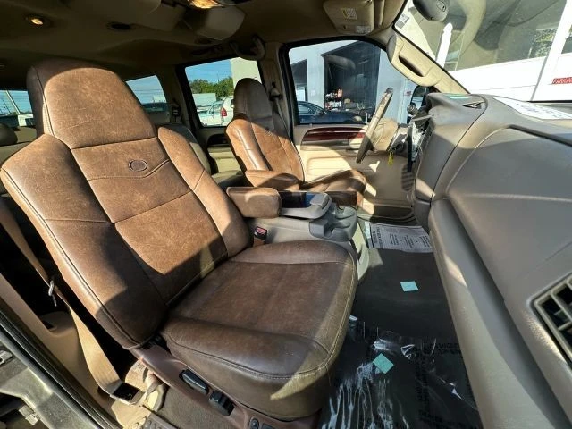 2003 Ford Excursion - Image 11 of 16