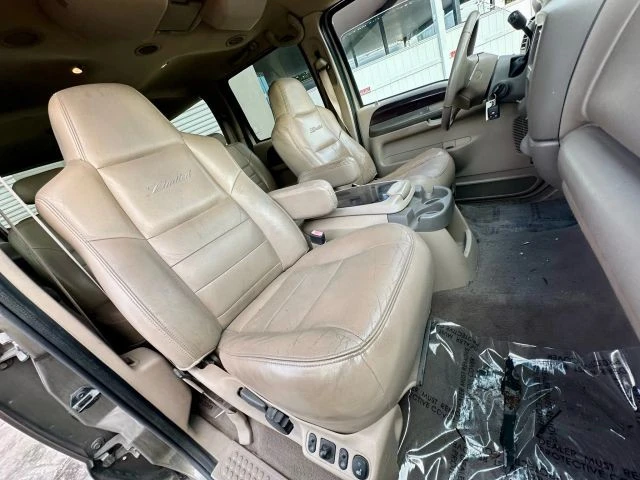 2003 Ford Excursion - Image 13 of 18