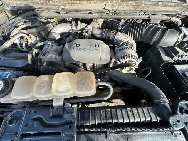 2003 Ford Excursion - Image 16 of 18