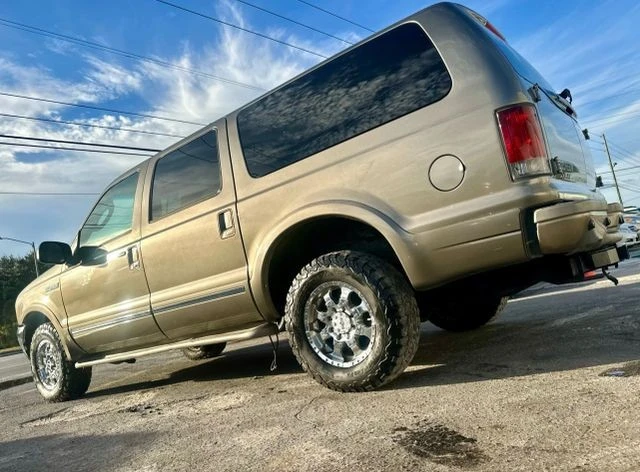 2003 Ford Excursion - Image 4 of 18