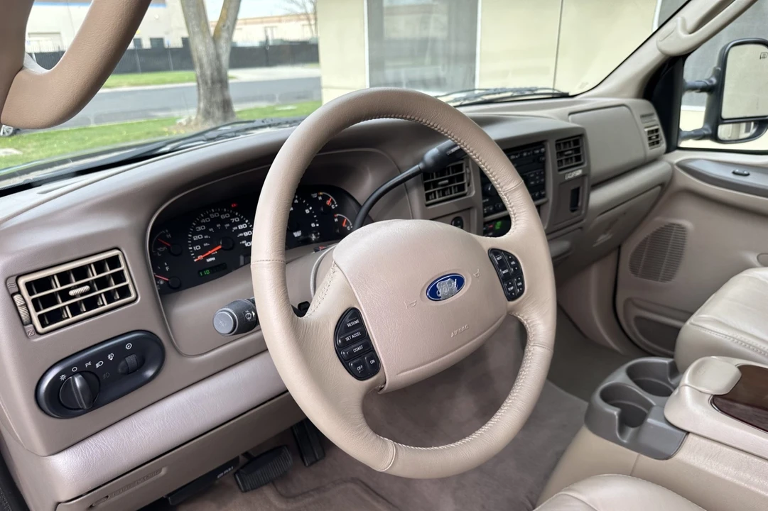 2003 Ford Excursion - Image 5 of 7