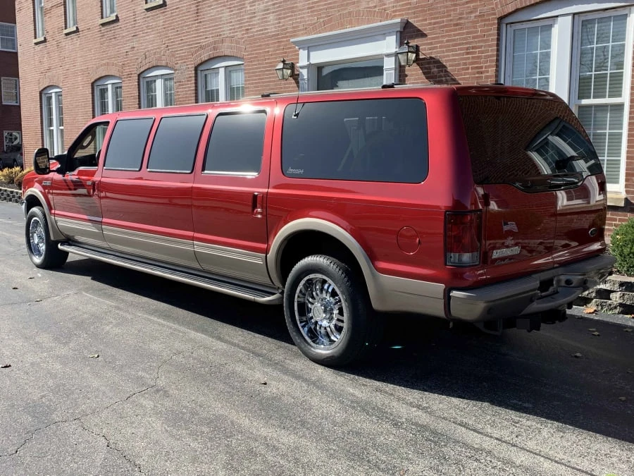 2003 Ford Excursion - Image 3 of 10