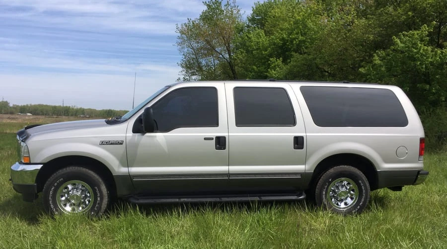 2003 Ford Excursion - Image 2 of 10