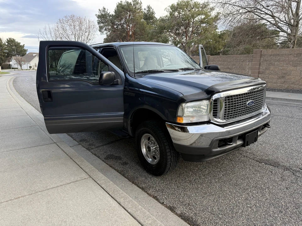 2003 Ford Excursion - Image 14 of 21