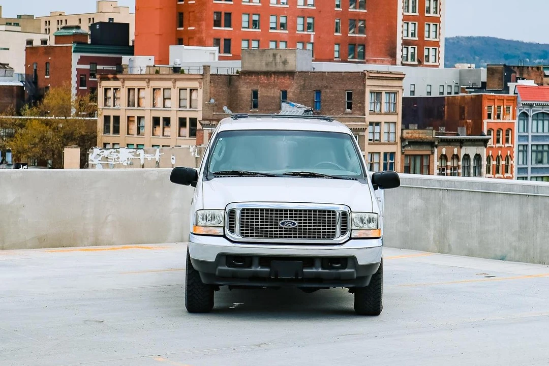 2003 Ford Excursion - Image 6 of 31
