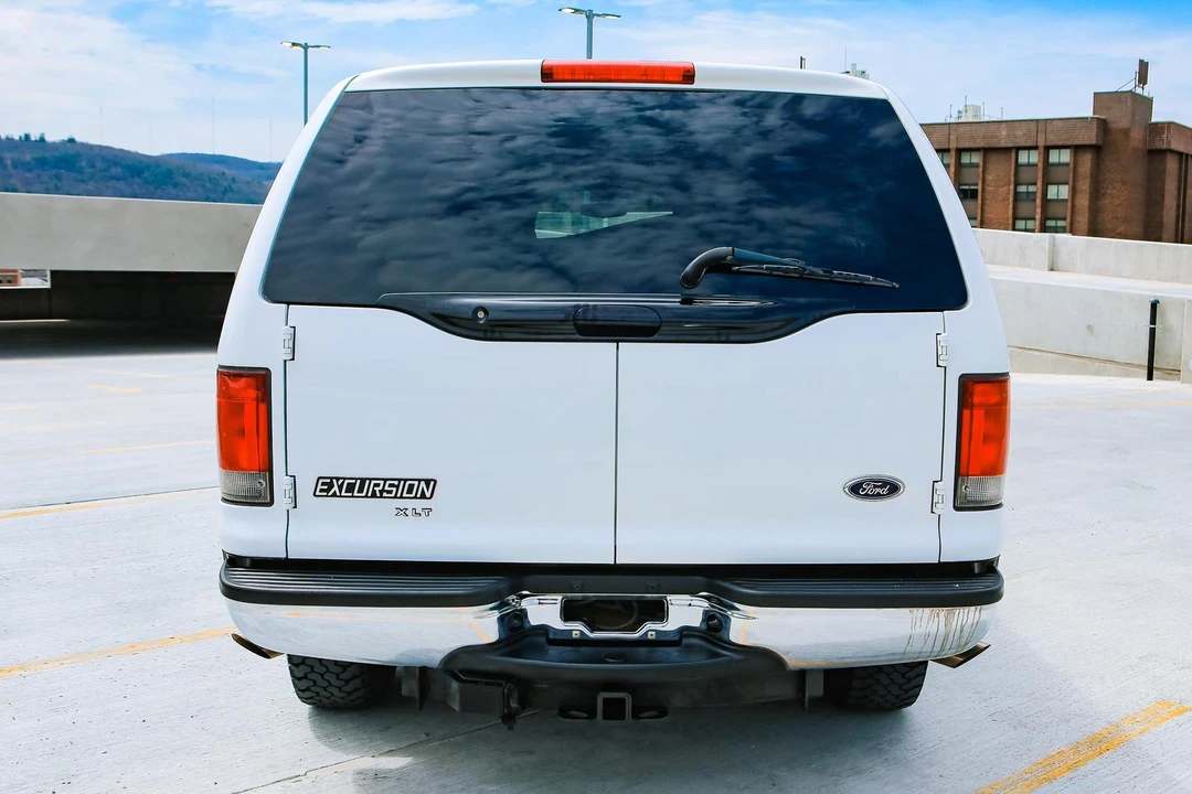 2003 Ford Excursion - Image 5 of 31