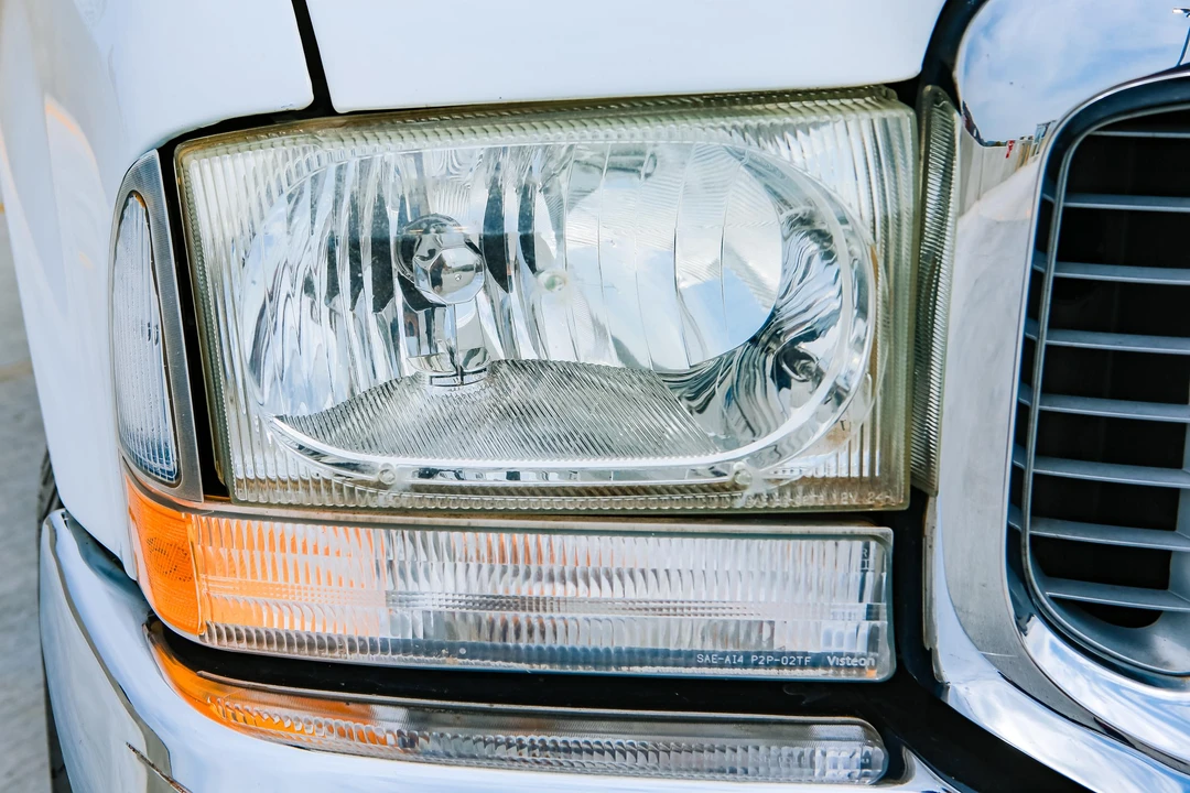 2003 Ford Excursion - Image 21 of 31