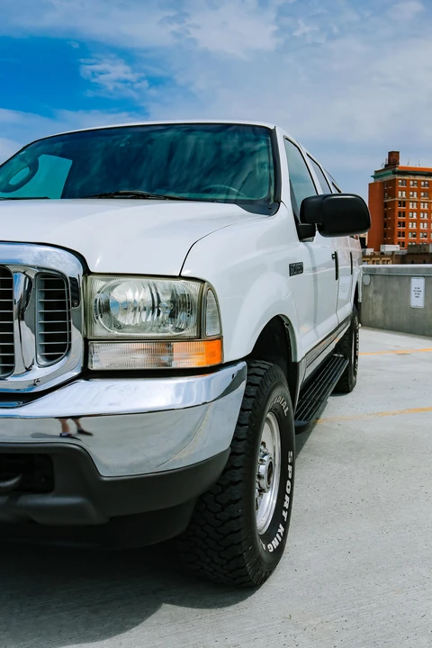 2003 Ford Excursion - Image 26 of 31