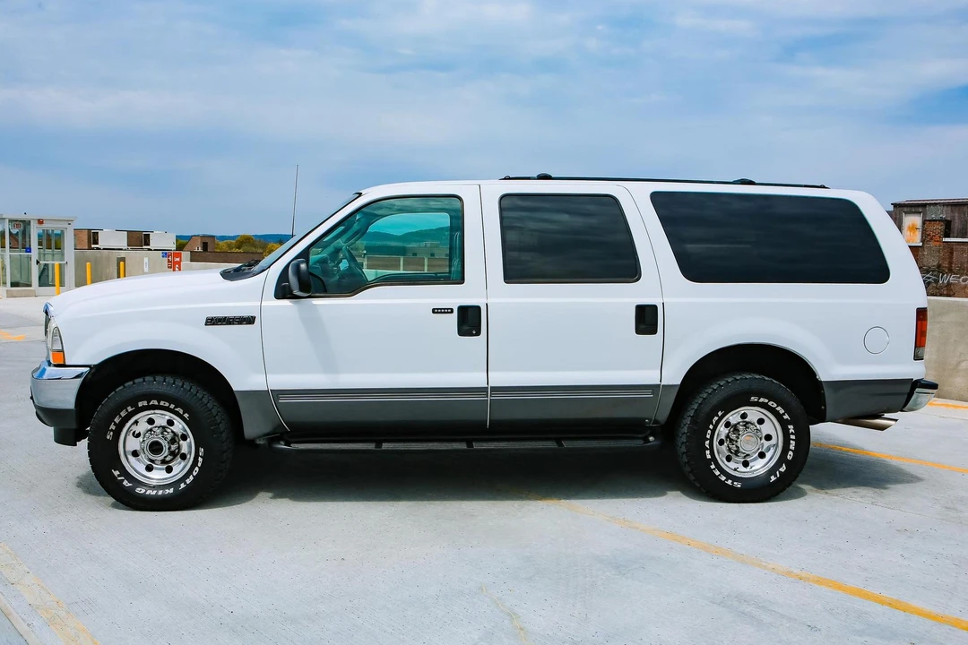 2003 Ford Excursion - Image 4 of 31